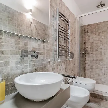 Th Trastevere Luxury-s.cosimato 2bd-2bt Apartment