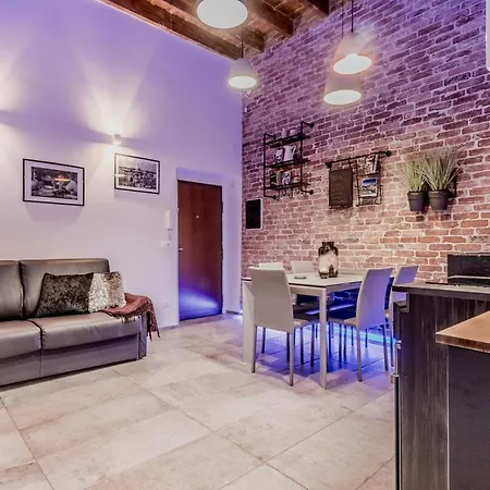 Th Trastevere Luxury-s.cosimato 2bd-2bt