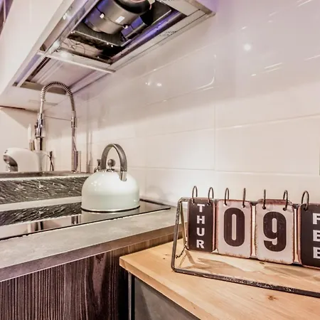 Th Trastevere Luxury-s.cosimato 2bd-2bt Apartment Rom